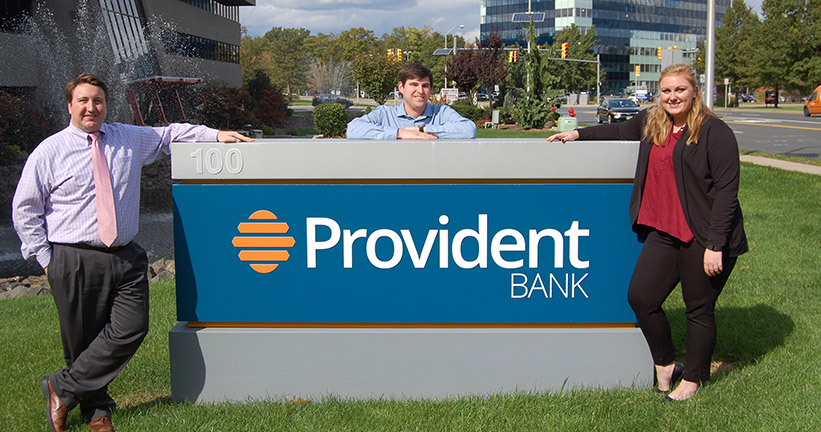 Programa de pasantías de Provident Bank: de pasantes a empleados
